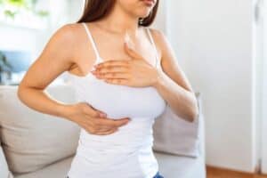 Image illustrating a patient who has undergone breast plastic surgery in Albania
